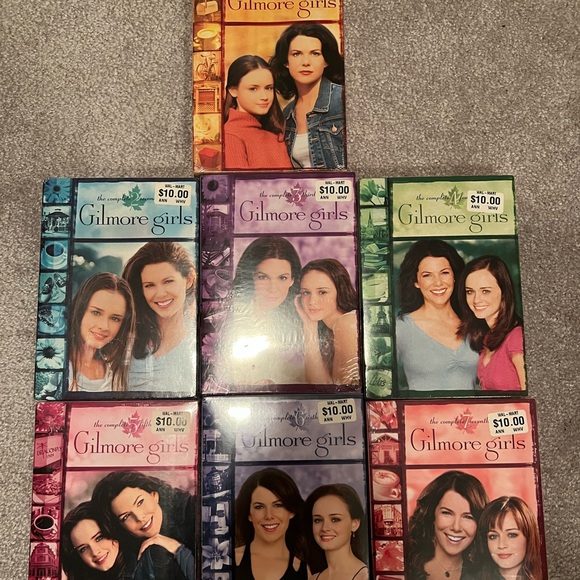 BRAND NEW! Unopened Gilmore Girls Complete Series - Season 1 to 7 - Picture 1 of 1